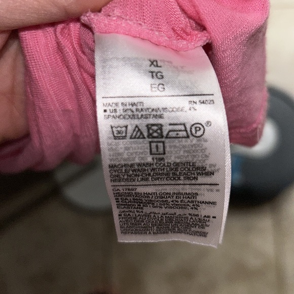 Old Navy XL pink shirt - Picture 5 of 6